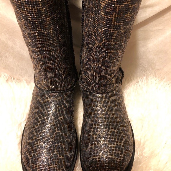Leopard shimmer tall uggs - Picture 6 of 7